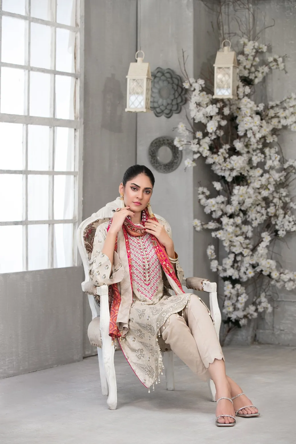 Amna Sohail Moorea Linen Collection by Tawakkal – D-5993