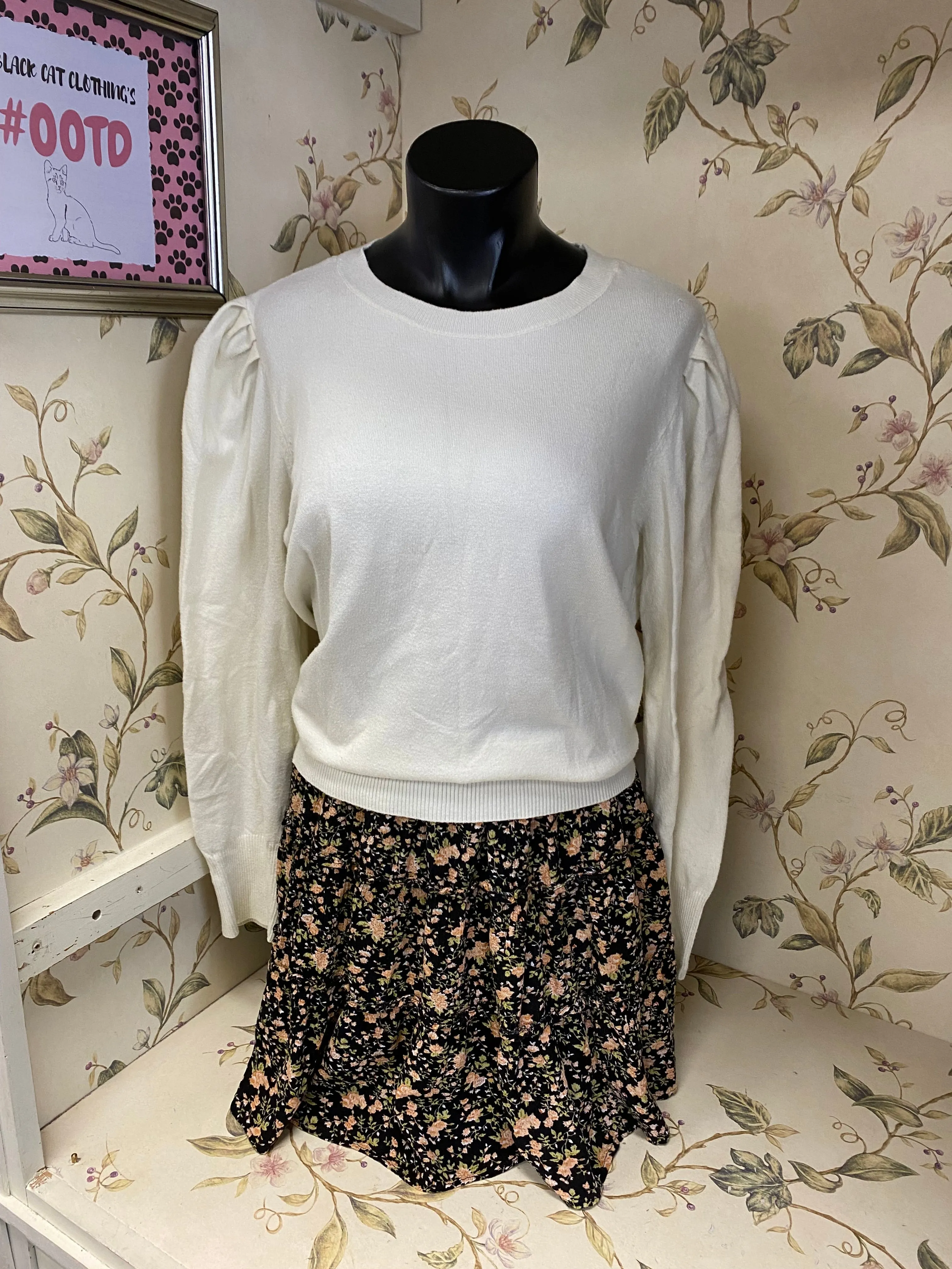 Marled Cream Tops, XL