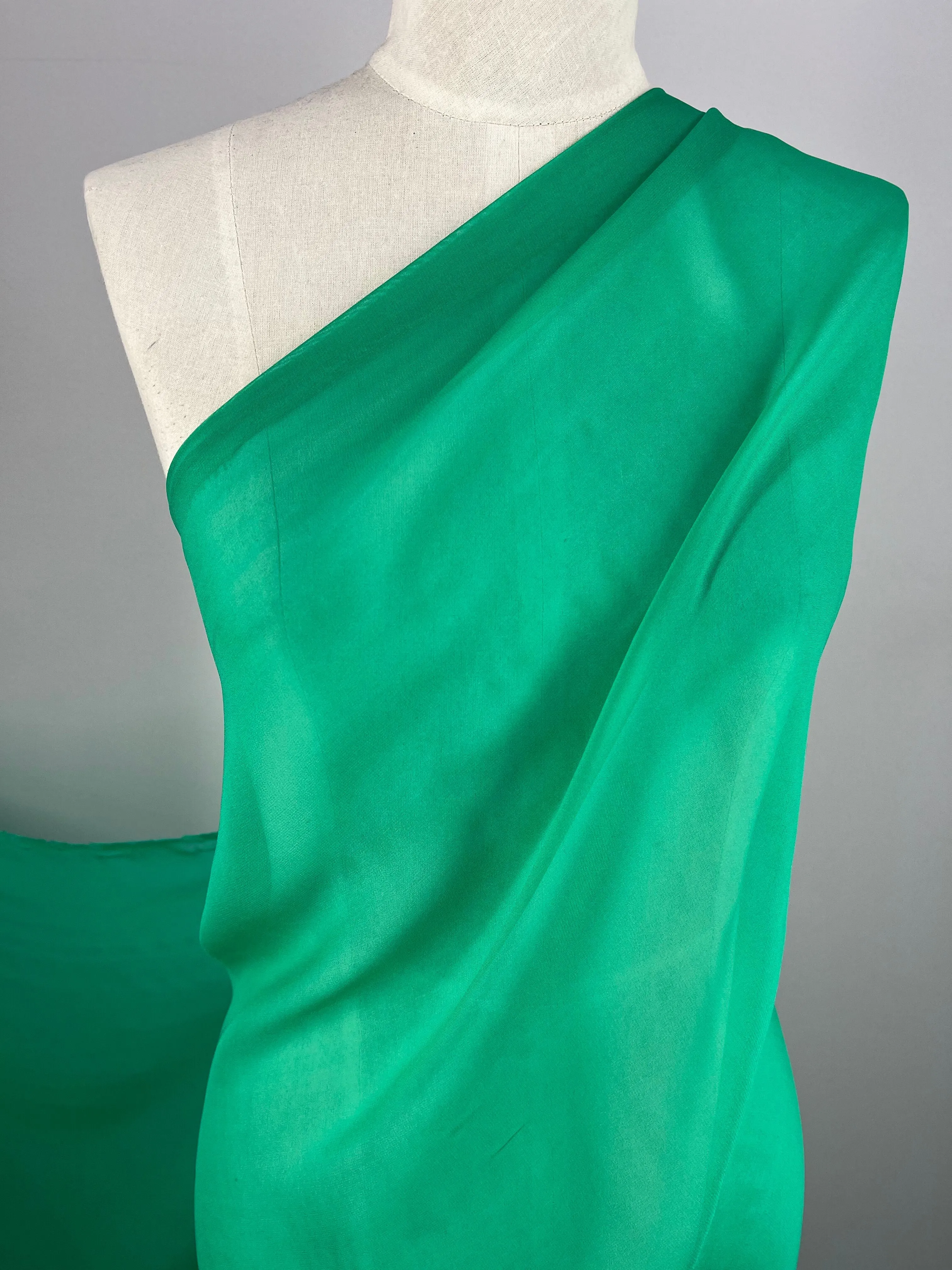 Pure Silk Georgette - Emerald - 135cm