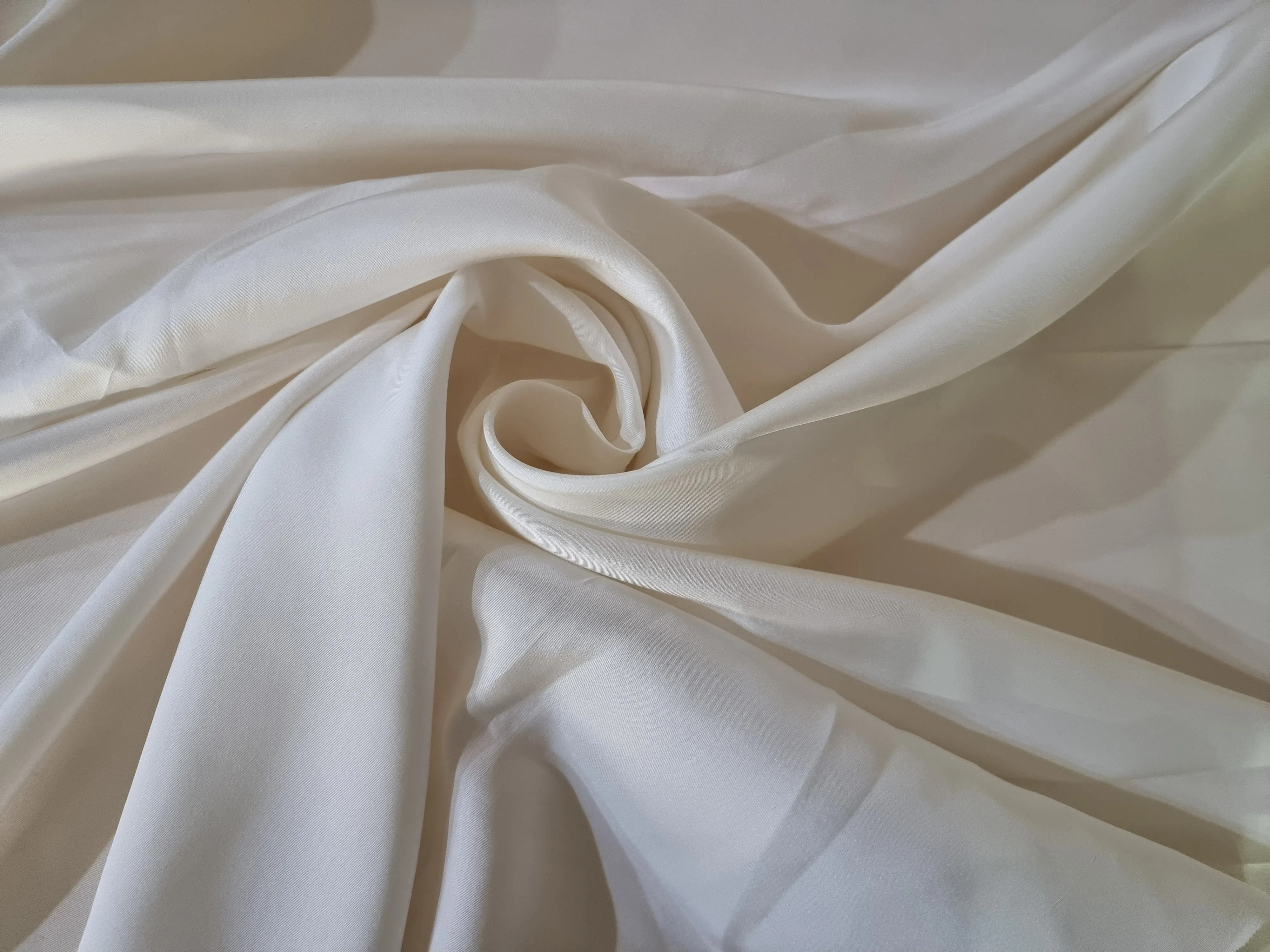 Silk dupioni Dyeable fabric {60/80/100/120 grams} 44&quot; wide.